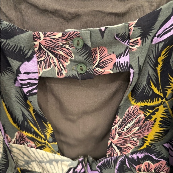 Lush Purple Green Tropical Front Tie Jumpsuit Size Medium - Picture 8 of 12